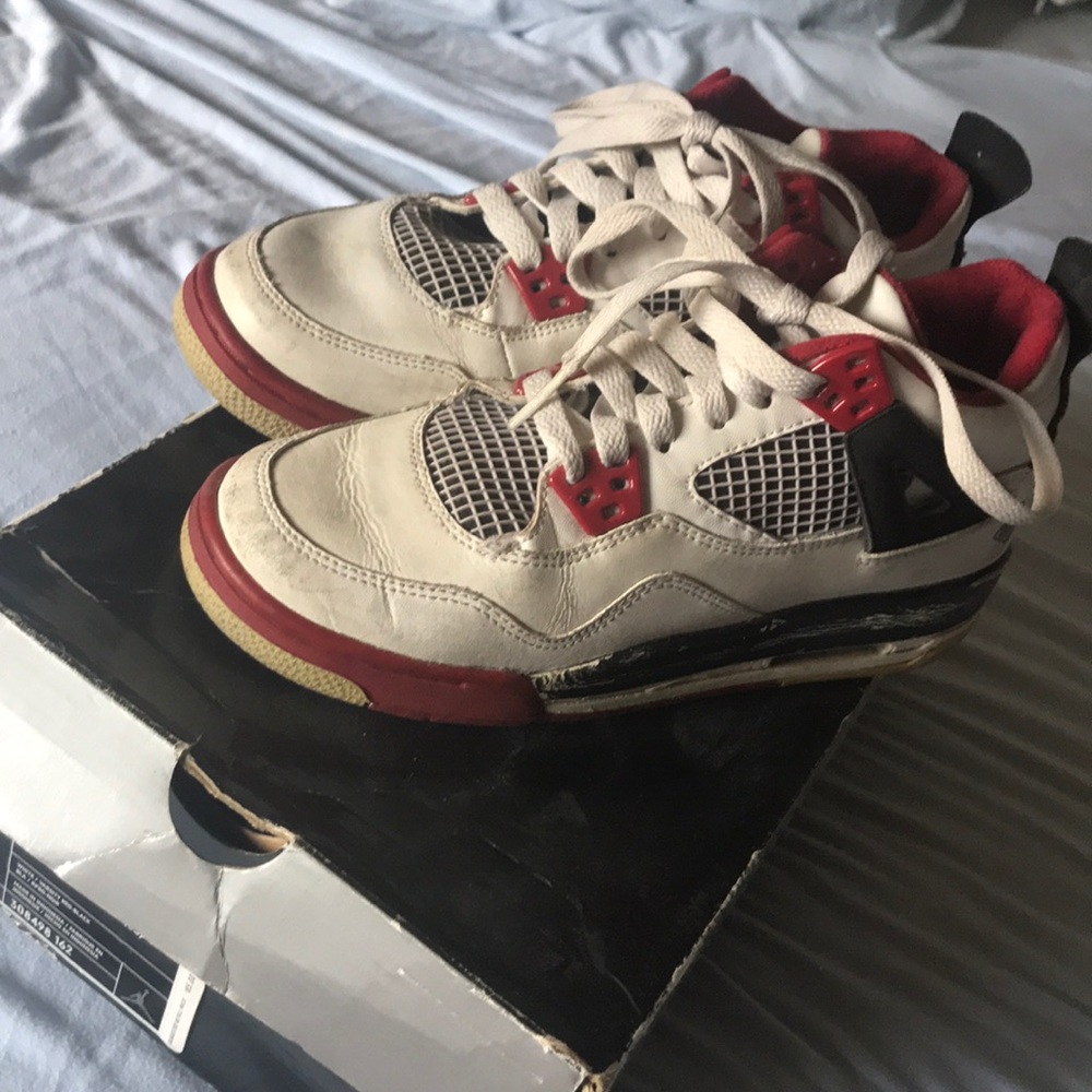 Air Jordan 4 IV RETRO